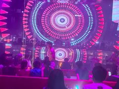 -MEGA PARTY CLUB