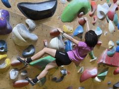 -问山MountQuest攀岩馆