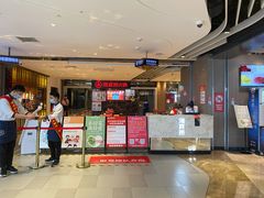 等位区-海底捞火锅(航洋城店)