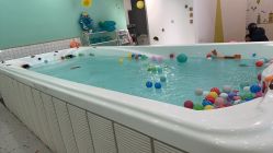 -Pony Baby宝尼婴幼儿游泳SPA馆