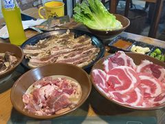 -喝丢一只鞋·东北烤肉·烧烤·铜火锅(江宁店)