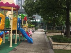 -上海浦东康桥绿地假日酒店