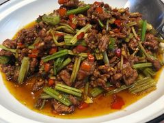 小炒黄牛肉-老湘亲·品鉴湘菜(蔡塘爱琴海店)