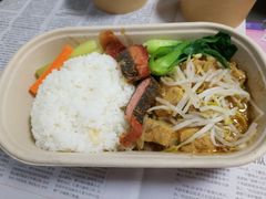 厦门沙茶盖浇饭-轻蔬不用等·素食(江苏路店)