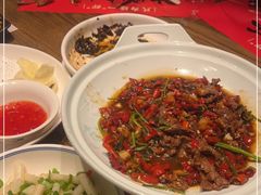 -爱碗亭·鲜炒湖南菜(壹城中心店)