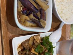 -老乡鸡(东方广场店)