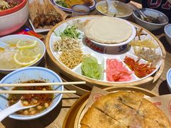 -怪噜范·老贵阳街头名小吃(鸿通城店)