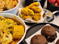 -W COLLECTIVE  DESSERT SHOP