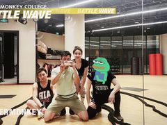 -超级猩猩健身·团课(铁机路迅博店)