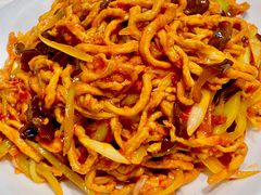 鱼香肉丝-方城小吃店