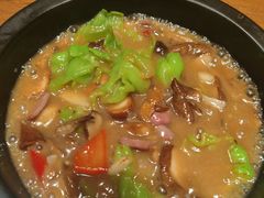 火腿烩牛肝菌-云海肴云南菜·蒸汽石锅鱼(北京良乡华冠店)