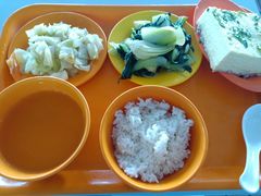 -上海对外经贸大学松江校区-食堂