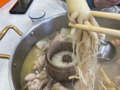 -朴小妹人参鸡汤火锅(长白山万达店)