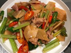 酸萝卜炒牛肉-日上三甘(三里屯店)