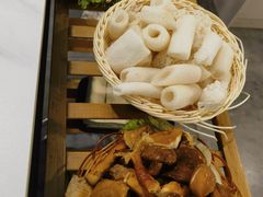 -菌海森林·非遗野生菌火锅(西山区滇池路摩根道店)