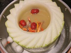 -得意咚瓜·顺德鱼生·冬瓜火锅(深圳首店)