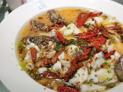 -姚姚酸菜鱼·金戈戈香港豉油鸡(喜荟城联名店)