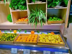 -蓝钻·国际美食海鲜自助百汇(西直门店)
