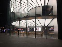 -Apple零售店(新街口店)