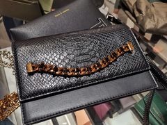 -Charles & Keith(大运河购物中心店)