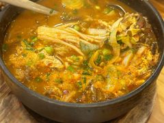 辣牛肉汤-小木屋米酒店·韩国料理(深圳总店)