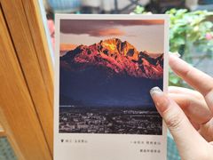 -猫的天空之城概念书店(束河店)
