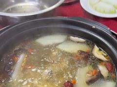 -花苑美食横琴生蚝火锅(拱北粤华路店)