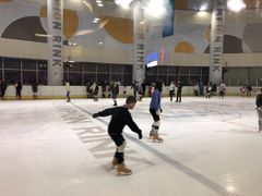 -冠军冰场CHAMPION RINK(百联又一城店)