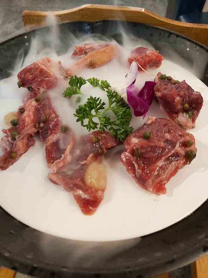 三不牛腩鍋物料理(德百新時代廣場店)-