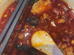 -渝是乎酸菜鱼·川渝小炒(新世界百货望京店)