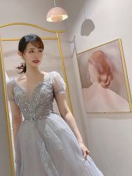 -艾米丽婚纱礼服