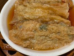 鲍汁腐皮卷-喜势点·糖沙翁手工茶点·本地人茶居(永庆坊店)