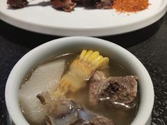 -万重锦·人文川菜馆(骡马市店)