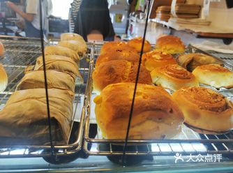 面包是我的最爱啦 最近在网上频频看到这家面包店出镜