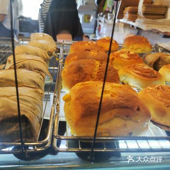 面包是我的最爱啦 最近在网上频频看到这家面包店出镜