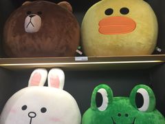 -LINE FRIENDS Garosu-gil Flagship Store