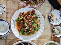 -煲来饱去冷水鱼