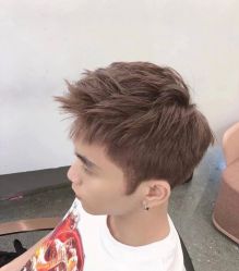 -川和潮人