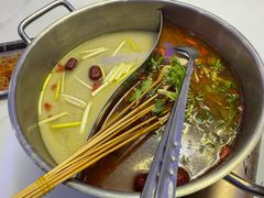 鸳鸯锅底（酸浆，麻辣）-清真·马坡烧烤涮牛肚·酸浆火锅(新区总店)