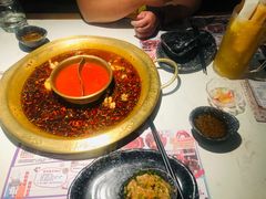 -哥老官重庆美蛙鱼头(五角场合生汇店)