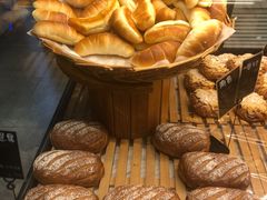 -Dough&Joe团憩(瑞虹天地月亮湾店)