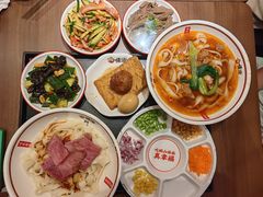 -顺溜·手工刀削面·黑金店(铜锣湾店)