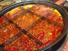 -纸盐河码头火锅(十八梯店)