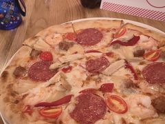 -城市大道红炉披萨烘焙坊