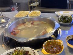 -光头药膳鸡(莱茵小镇店)