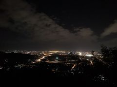 -鬼笑石后山停车场