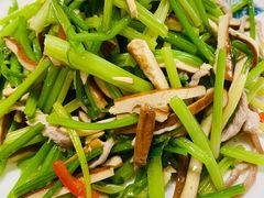 本芹三丝-桐庐土菜馆·传承经典土菜