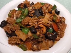 -吴记酱骨炖菜馆(康安路店)