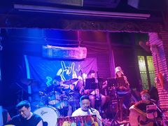 -江湖酒吧(老外滩店)