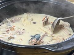 天麻鱼头汤-权哥美食农庄